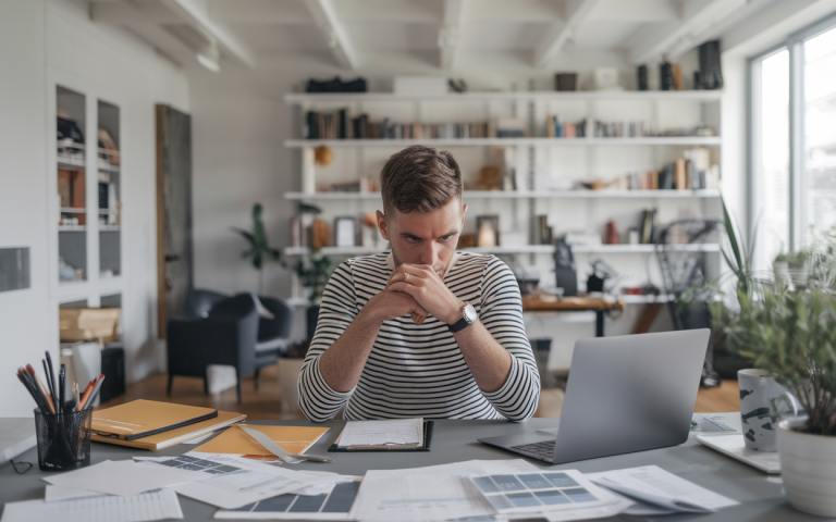 Comment élaborer un plan d'affaires efficace pour démarrer une petite entreprise ?