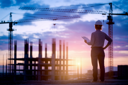 Pénalités de retard dans les contrats BTP : ce que dit la loi